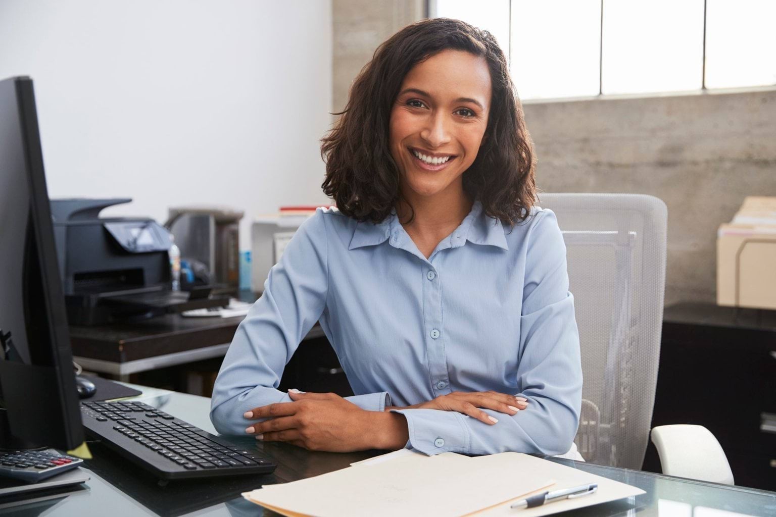 A help desk staff member